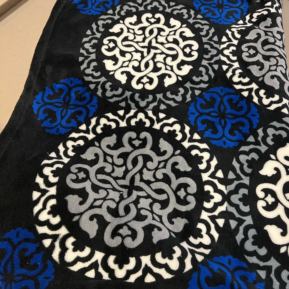 Vera Bradley Throw Canterbury Cobalt